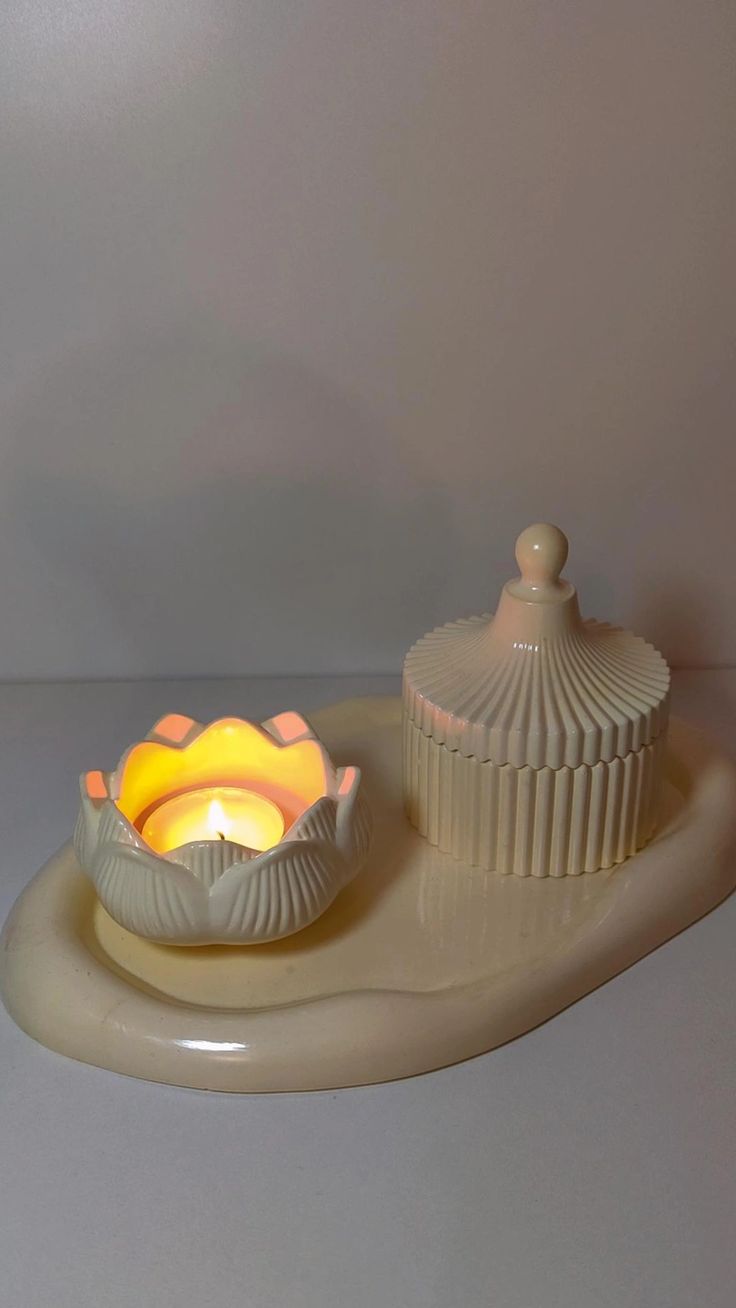 ست قندان و گل نیلوفر(شمع)